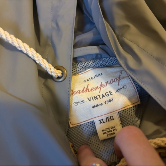 Jacket - Picture 2 of 3